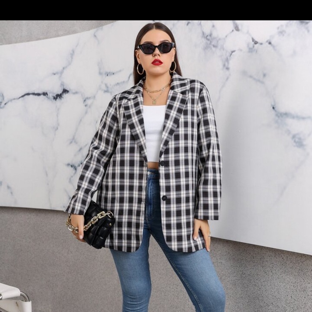 SHEIN oversized Plus Plaid Single Breasted Blazer